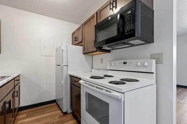 Cedar Grove Apartments