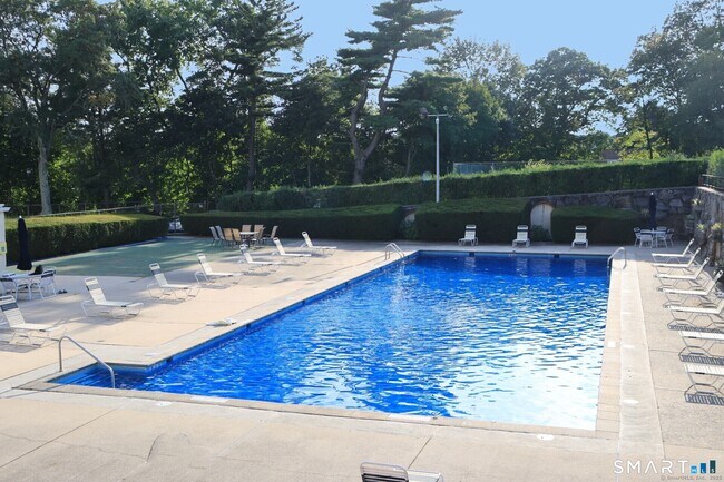 2625 Park Ave Unit 3F