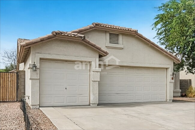 Photo - 717 W Beth Dr