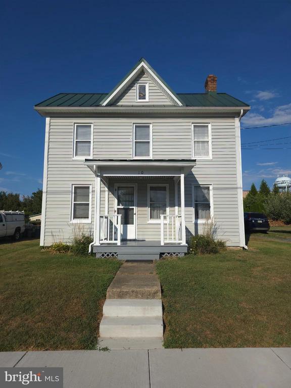 Building Photo - 10 Maple Ave Rental