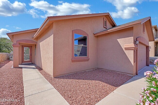 Photo - 13240 Emerald River St