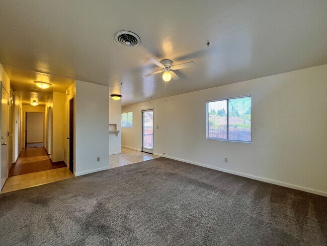 Photo - E Street, 1629 Unit 1