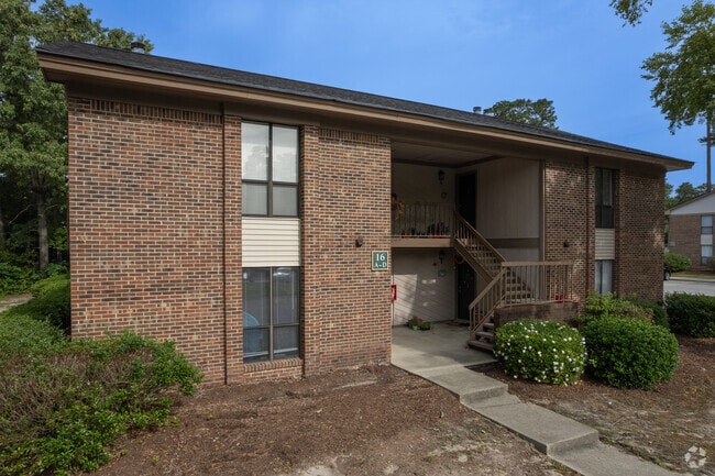 Windsor Shores Apartments