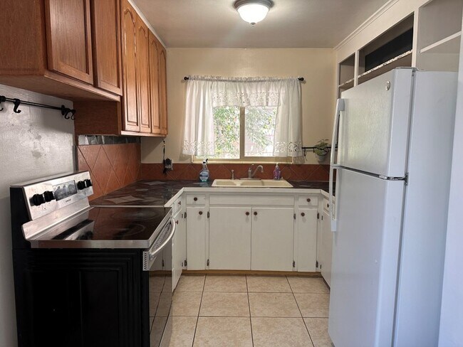 Photo - 628 S University St Unit #2