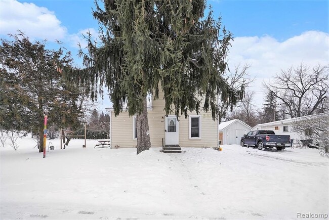 Building Photo - 532 E Broad St