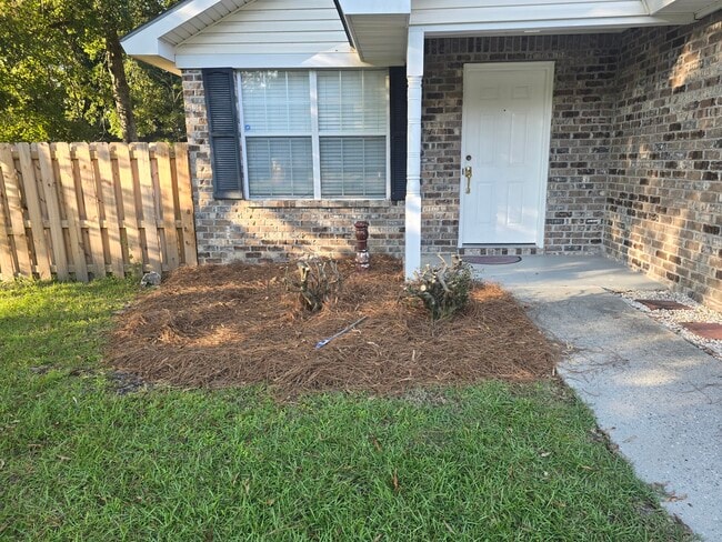 Photo - 200 E Mell St