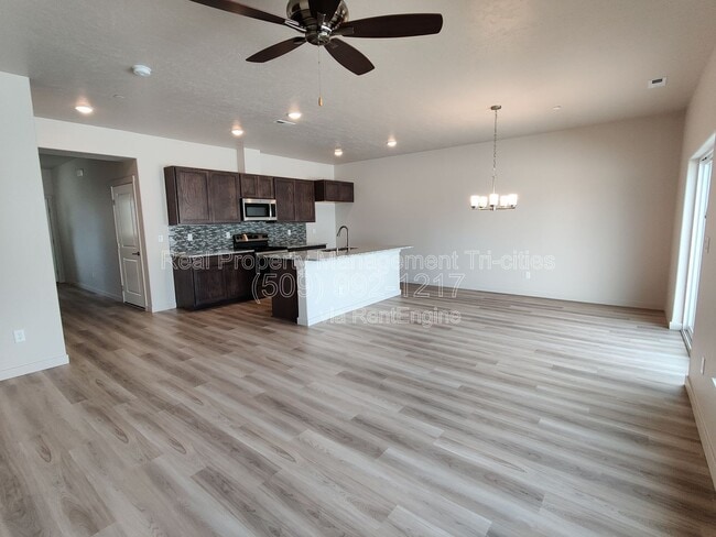 Photo - 3918 W 5th Pl