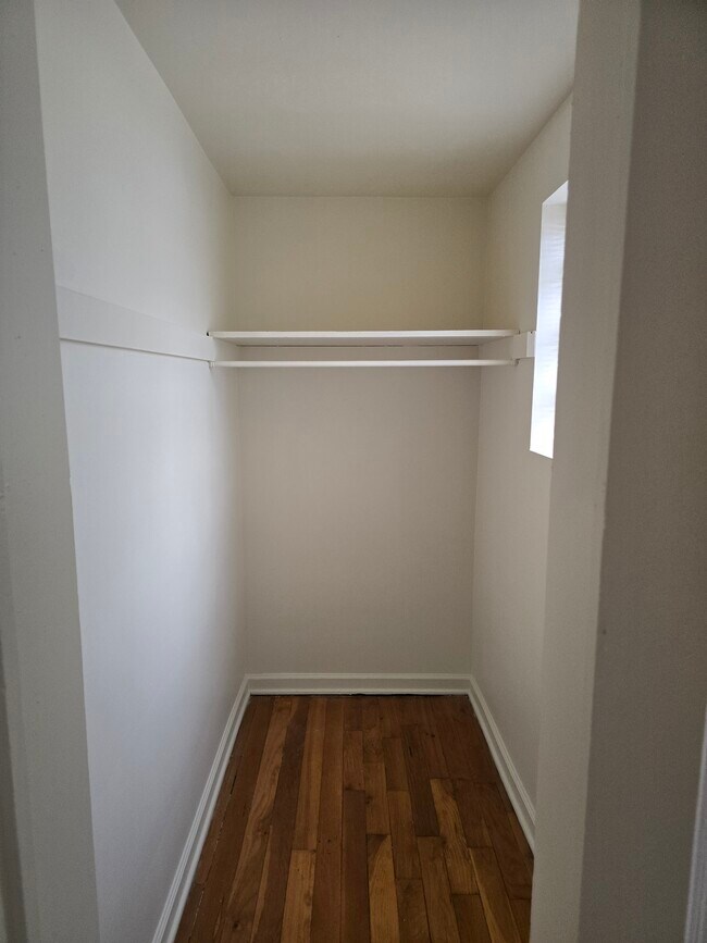 Photo - 404-410 East Bruce Unit 410-3