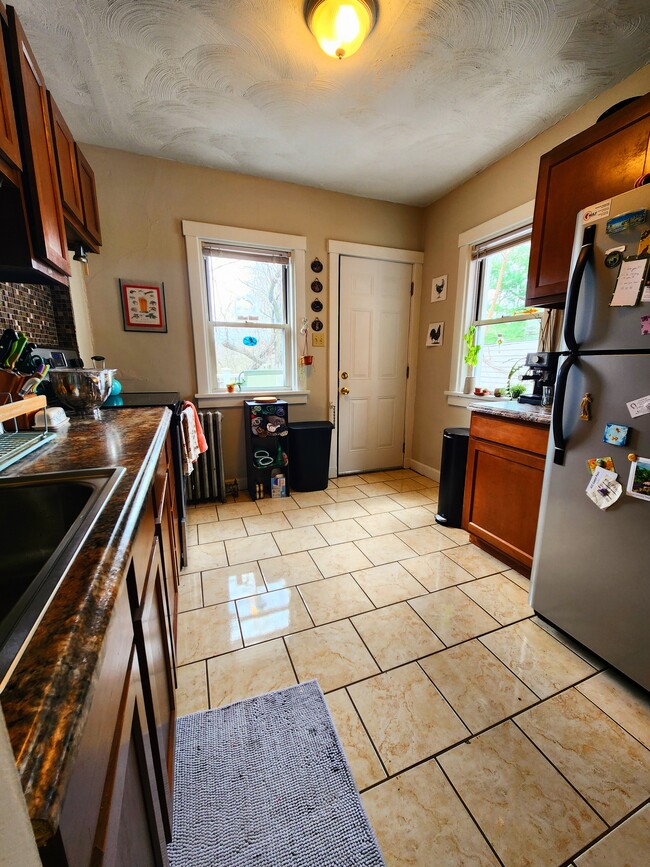 Photo - 5846 Burchfield Ave