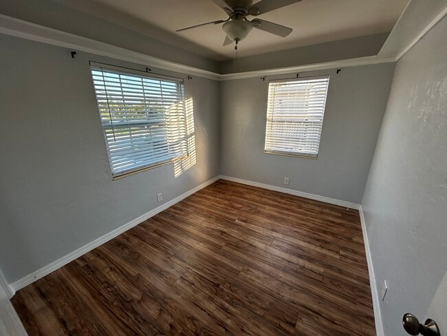 Photo - 516 129th Ave E