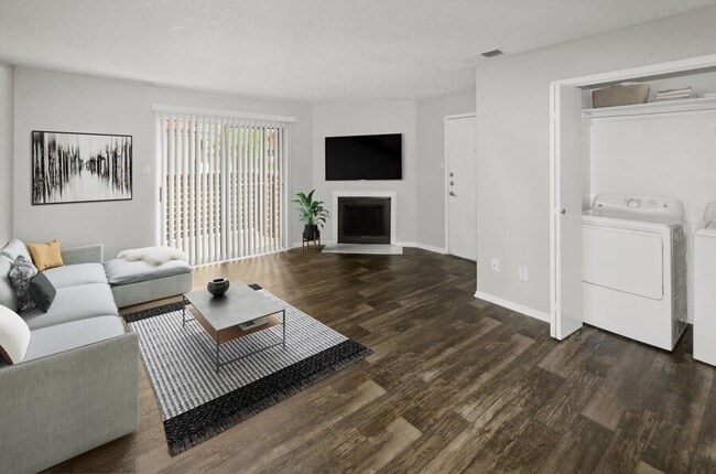The Pointe at Fair Oaks