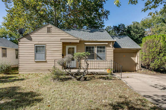 2 bedroom, 2 bath home - 2 bedroom, 2 bath home