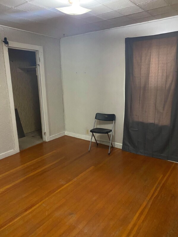 Photo - 519 Dewey Ave N