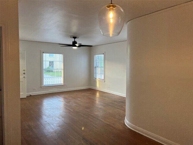 Photo - 1853 W Main St Unit 2