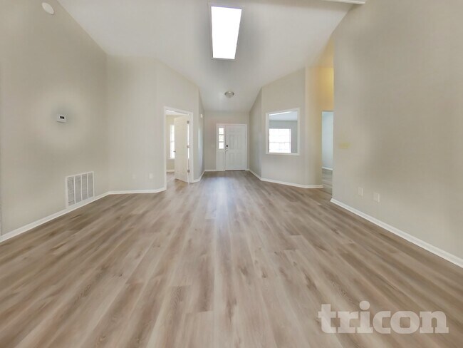 Photo - 5460 Running Creek Ln