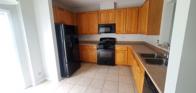 Photo - 587 S Parkside Dr