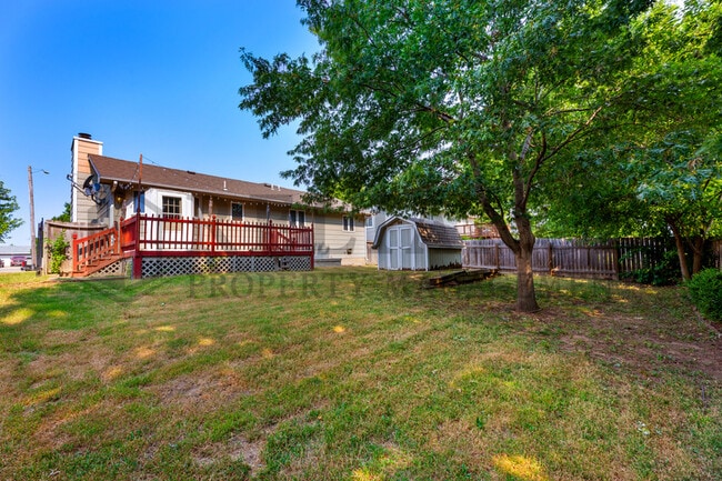 Photo - 2126 N Pine Grove St