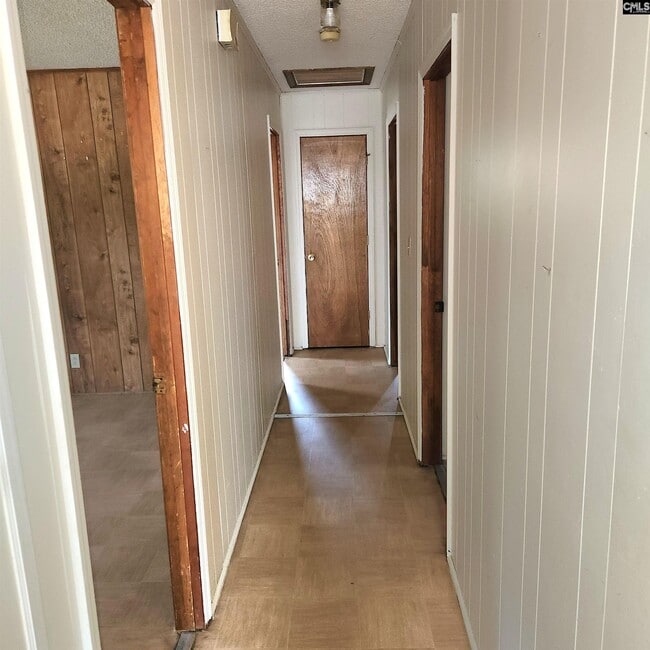 Photo - 713 Humphrey St