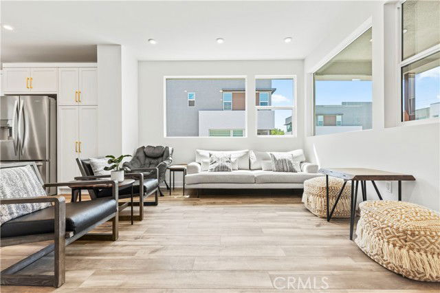 Photo - 609 S Lyon St