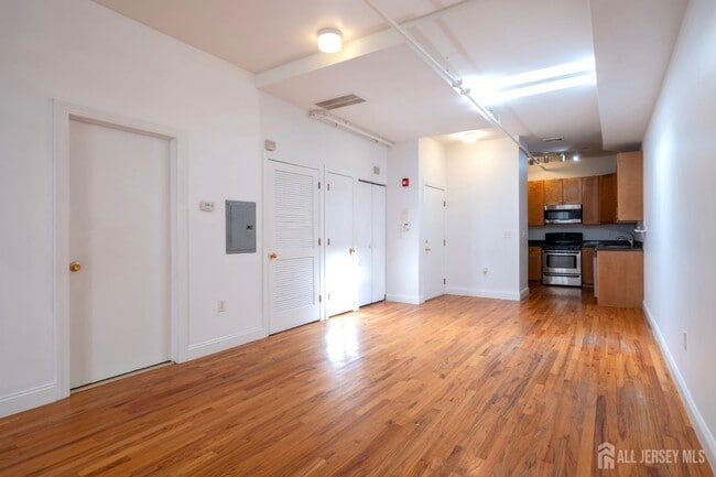378 George St Unit 1