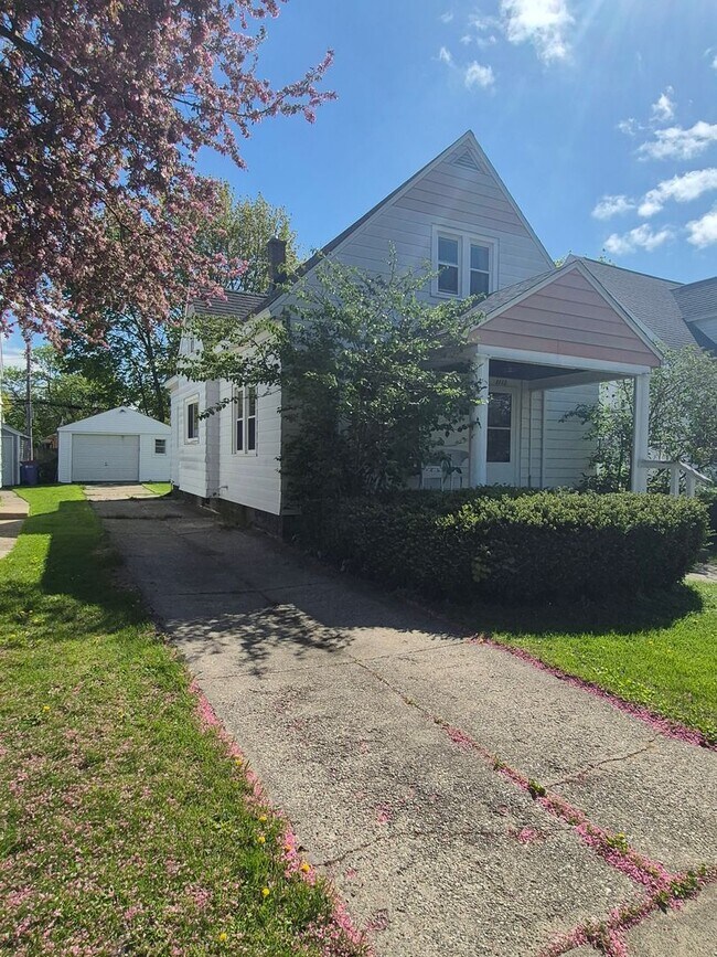 Photo - Cute 3 Bed House in a Great Location