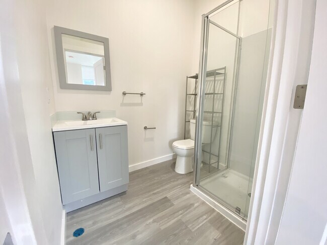 Photo - Artisan Studios Unidad 105