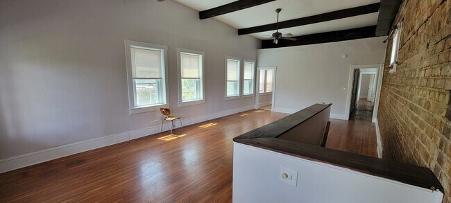 Great Room - 318 Dinwiddie St Unit 3