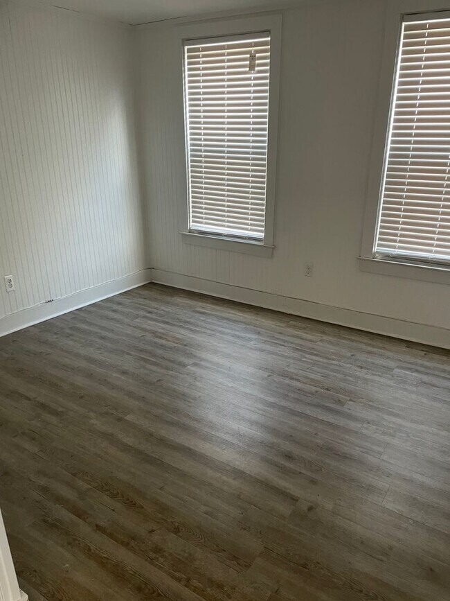 Photo - Southie 4 Bed Available 9/1/26