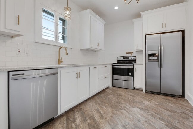 Photo - 3 Bedrooms Ready for Rent