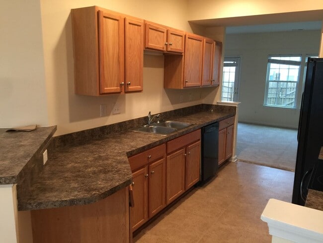 Photo - Beautiful Townhouse To Rent in Easter Henrico