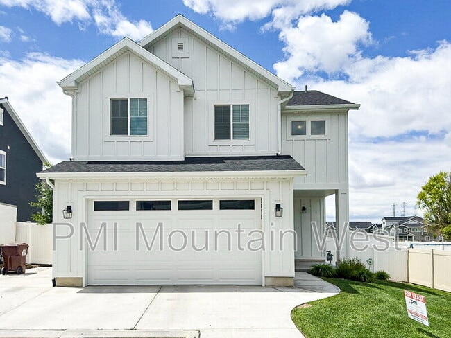 Building Photo - 3855 S 3025 W