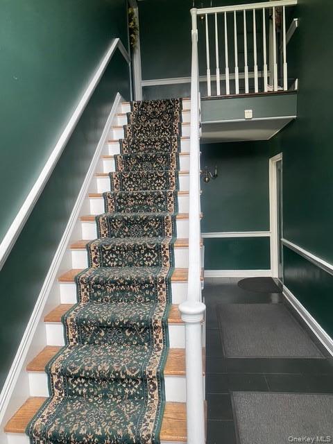 Photo - 49-09 Hanford St Unidad 1R