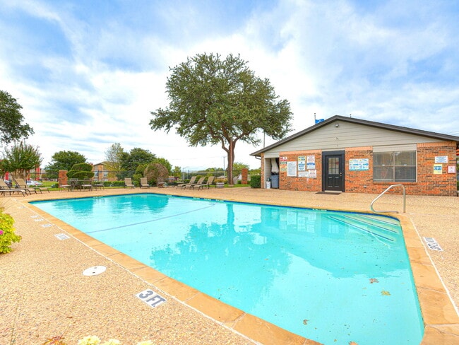 Chisholm Trail Townhomes
