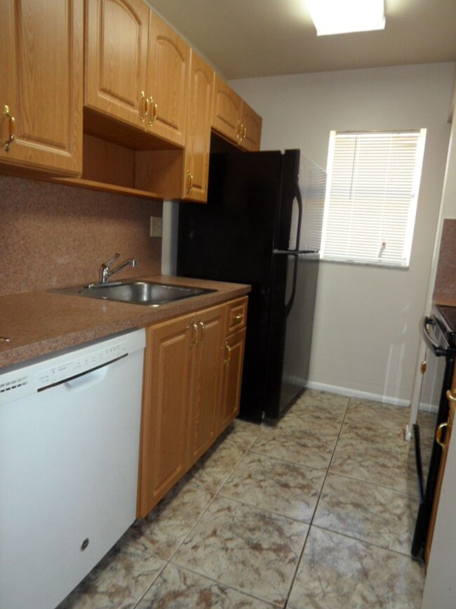 2-Bed, 2-Bath Condo in Coral Springs! - 2-Bed, 2-Bath Condo in Coral Springs!