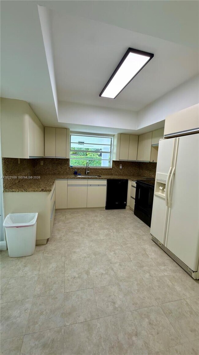 Photo - 7700 SW 52nd Ct