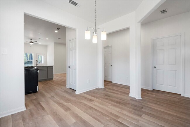 Photo - 2332 Cedar Pl Dr