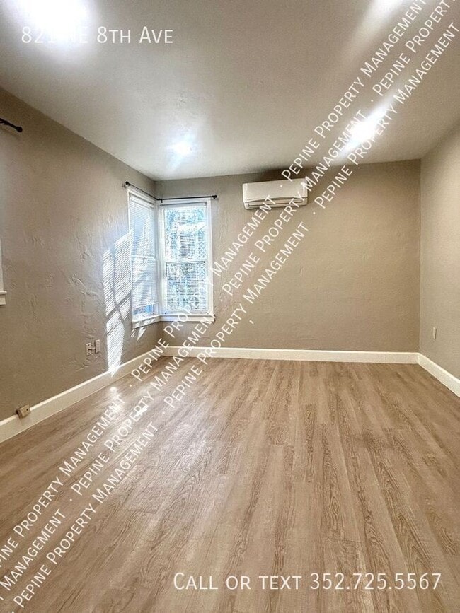 Photo - 821 NE 8th Ave