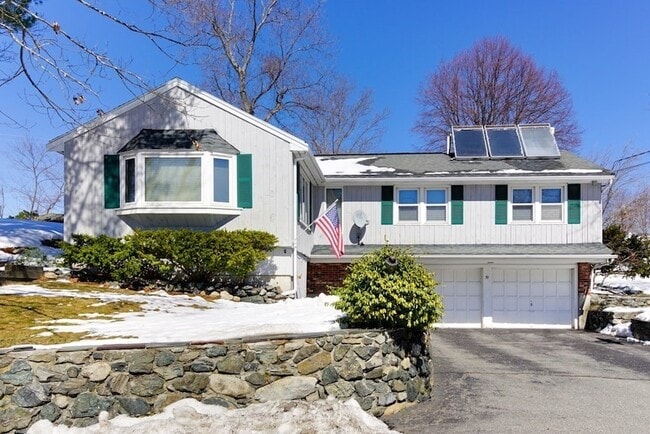 Photo - 39 Locust St