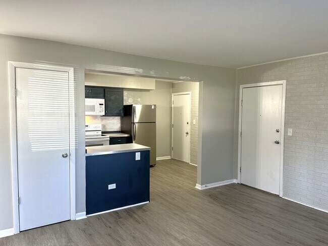 Photo - 9709 W Lorraine Dr Unit 1