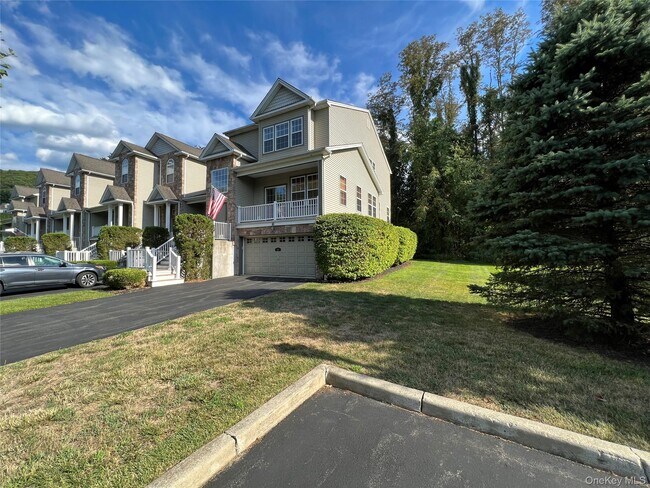 Photo - 61 N River Dr