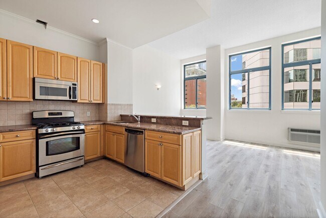 Photo - 311 Washington St Unit 2D