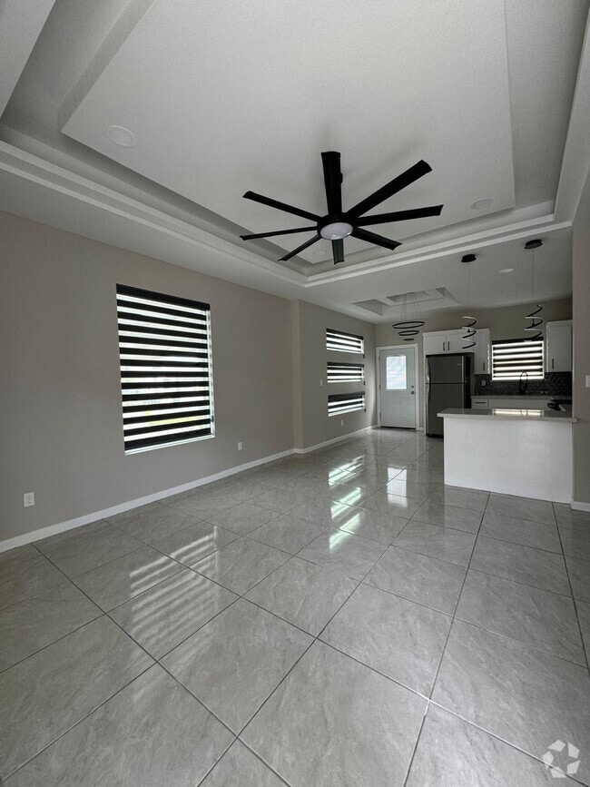 Building Photo - 1703 Angelina Dr Unit 1 Rental