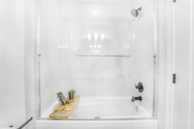 Photo - Spacious 4 bed 3.5 Bed Townhome in Panorama Ridge Unité 10