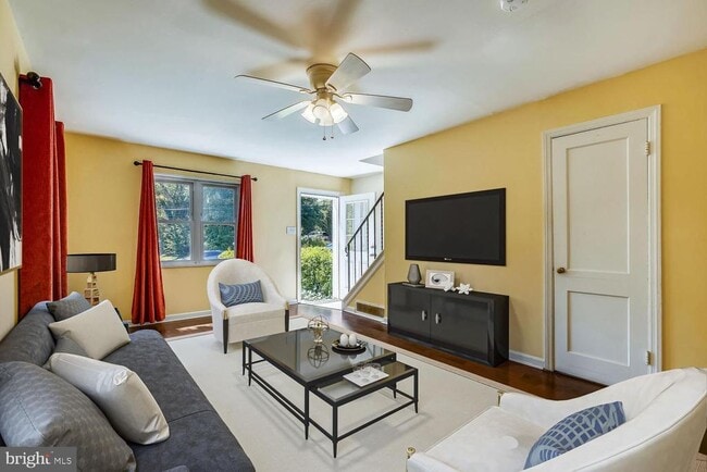 Photo - 5810 Fifer Dr