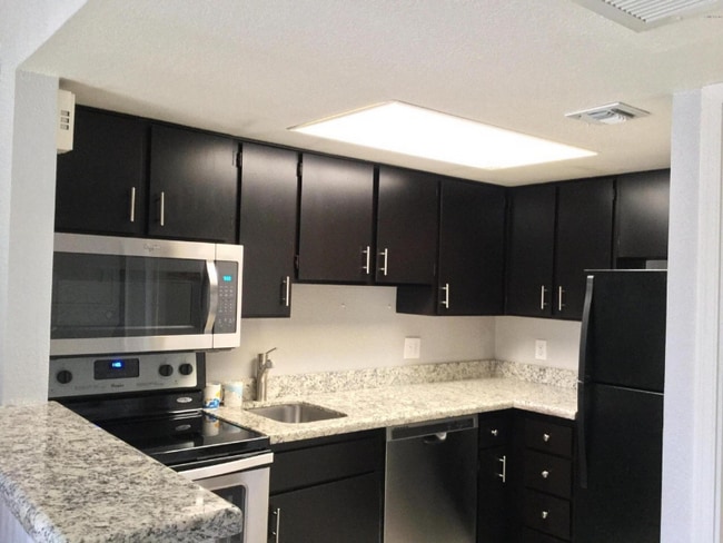 Photo - 700 W University Dr Unit 251