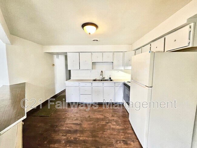 Photo - 415 N 4th St