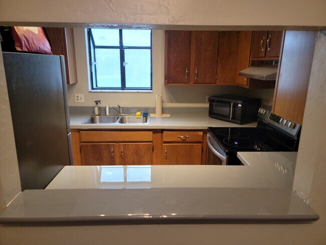 Photo - 2300 SW 43rd St