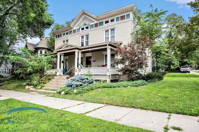 Photo - 49 Prospect Ave SE