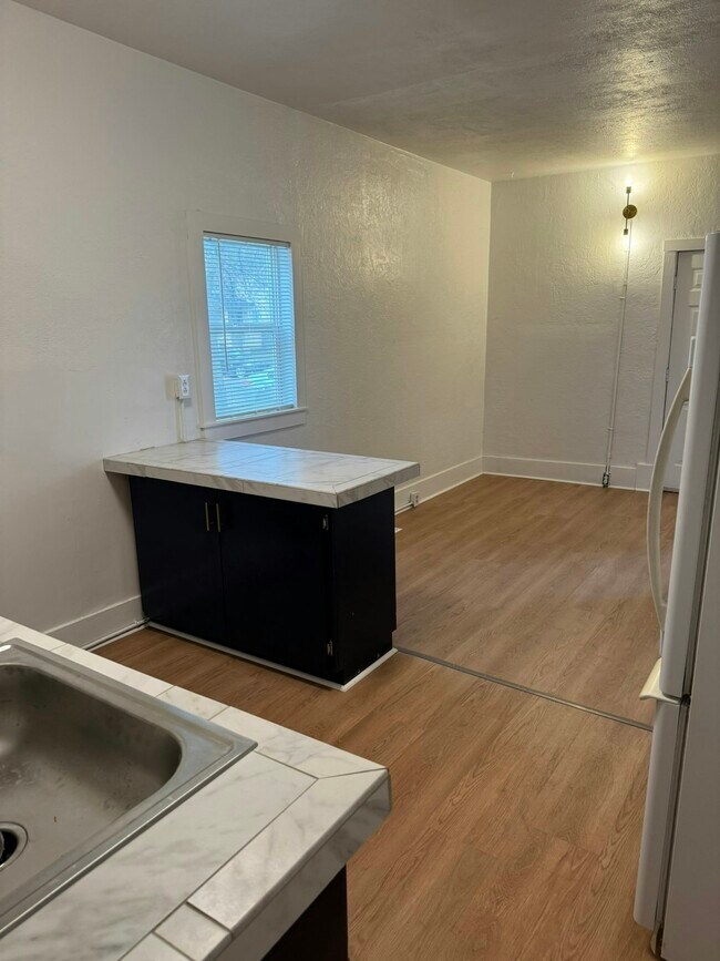 Photo - 2203 W Mallon Ave Unit 1