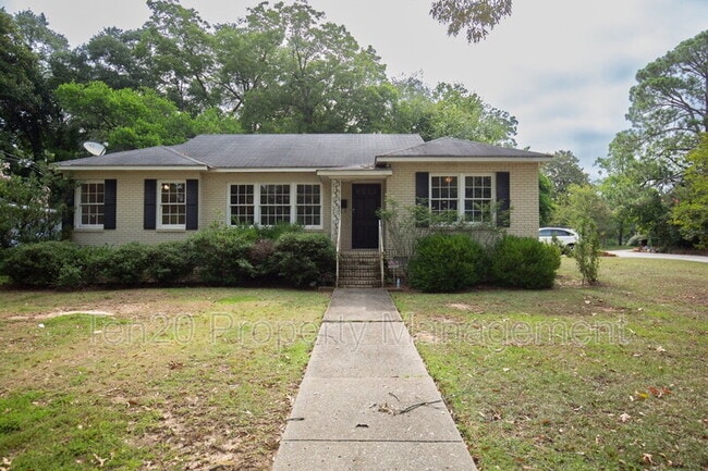 Building Photo - 1706 Wells Dr